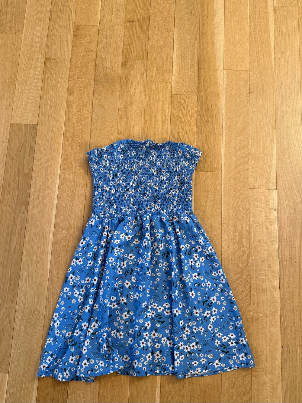 SHEIN Blue Floral Smocked Strapless Sundress